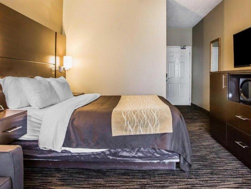 Quality Inn Dayton - image 20