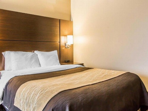 Quality Inn Dayton - image 21