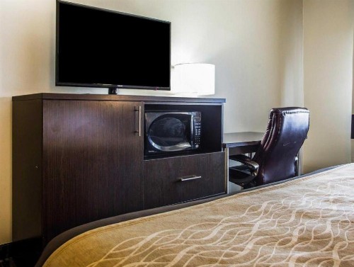 Quality Inn Dayton - image 22