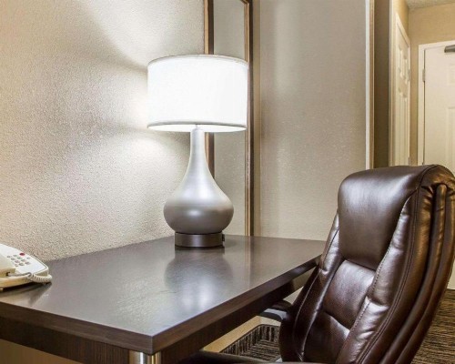 Quality Inn Dayton - image 30