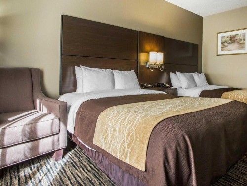 Quality Inn Dayton - image 36