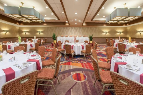 Radisson Hotel Dayton - image 12