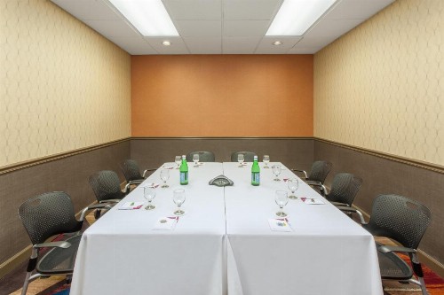 Radisson Hotel Dayton - image 9