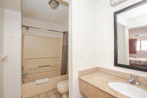 Motel 6-Dayton OH - Englewood - image 8