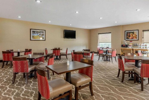 Comfort Suites Dayton-Wright Patterson - image 28