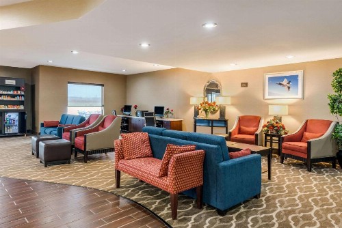Comfort Suites Dayton-Wright Patterson - image 6