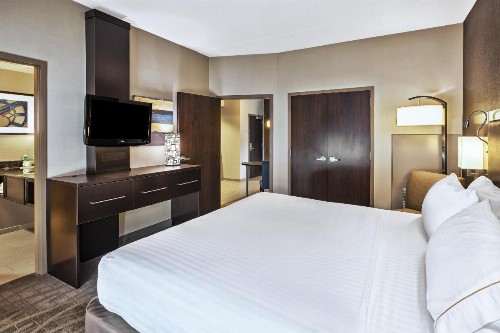 Holiday Inn Express & Suites Dayton South - I-675 an IHG Hotel - image 32