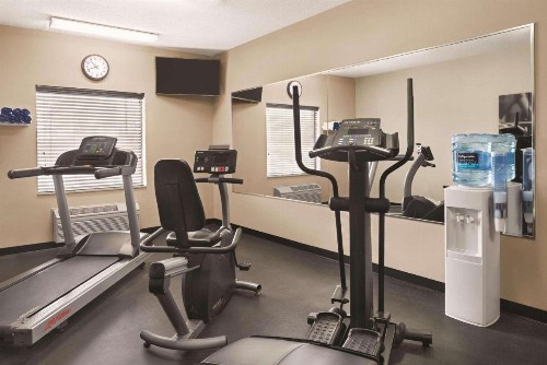 Country Inn & Suites by Radisson Dayton South OH - image 29