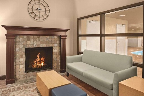 Country Inn & Suites by Radisson Dayton South OH - image 3