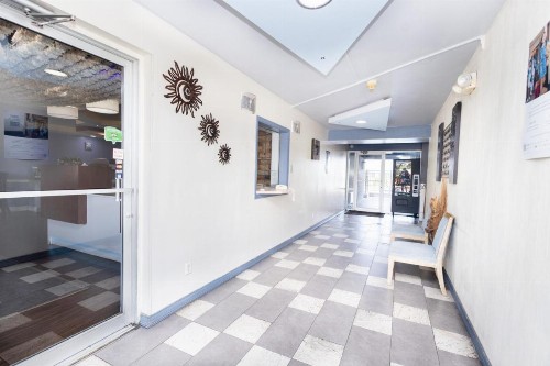 Days Inn by Wyndham Dayton Huber Heights Northeast - image 3
