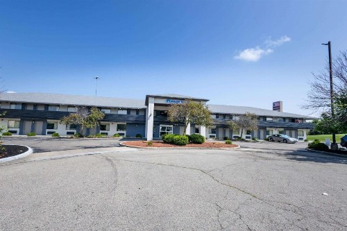 Days Inn by Wyndham Dayton Huber Heights Northeast - image 39