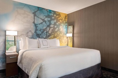 Courtyard by Marriott Dayton North - image 10