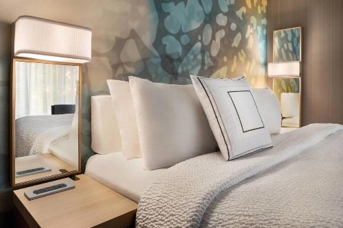 Courtyard by Marriott Dayton North - image 14