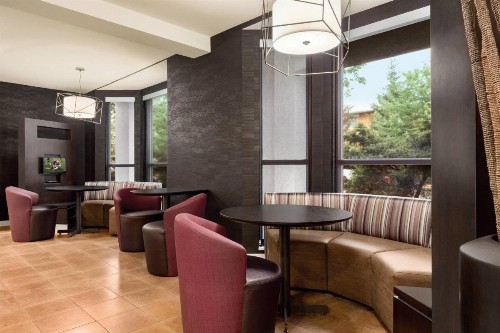 Courtyard by Marriott Dayton North - image 15