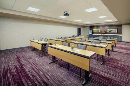 Courtyard by Marriott Dayton North - image 25
