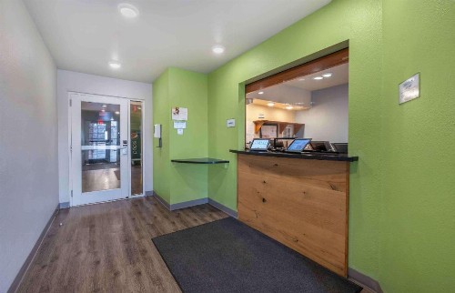 WoodSpring Suites Dayton South - image 8