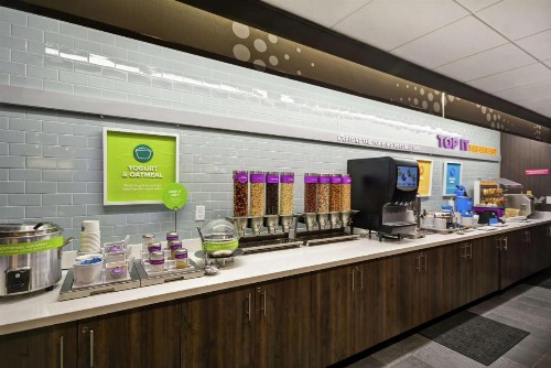 Tru By Hilton Huber Heights Dayton - image 10