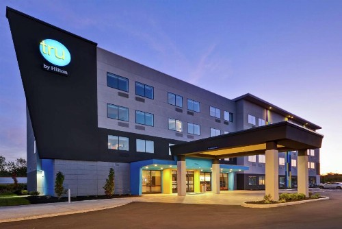 Tru By Hilton Huber Heights Dayton - image 2