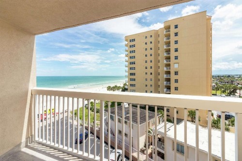 Hampton Inn Daytona Shores-Oceanfront - image 15