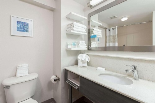 Hampton Inn Daytona Shores-Oceanfront - image 26