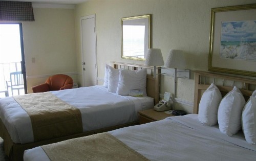 Days Inn by Wyndham Daytona Oceanfront - image 30