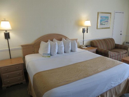 Days Inn by Wyndham Daytona Oceanfront - image 32