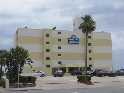 Days Inn by Wyndham Daytona Oceanfront - image 42