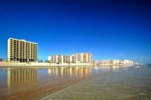 Holiday Inn Express & Suites Oceanfront Daytona Beach Shores an IHG Hotel - image 36