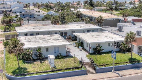 Daytona Shores Inn and Suites - image 47
