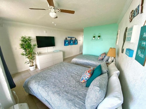 Pirates Cove Resort Studios! - image 21