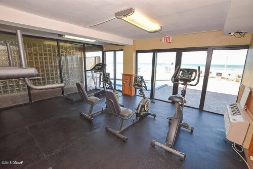 Pirates Cove Resort Studios! - image 31