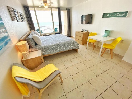Pirates Cove Resort Studios! - image 32