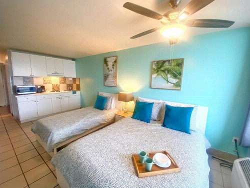 Pirates Cove Resort Studios! - image 41