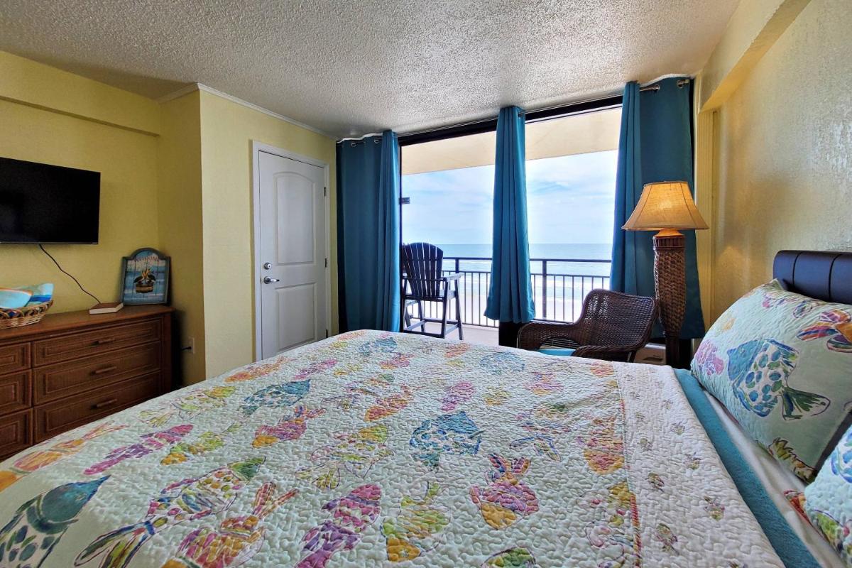 Beach Condo Unit #435 - image 3