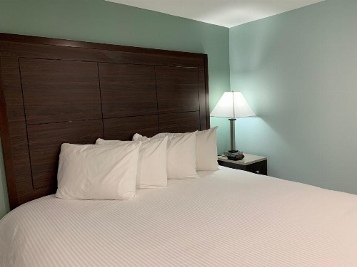 Atlantic Shores Motel - image 11