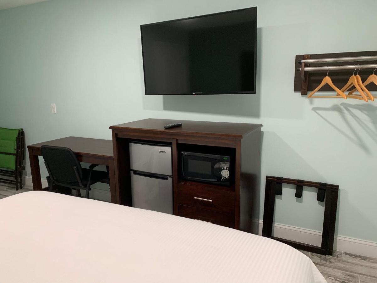 Atlantic Shores Motel - image 3