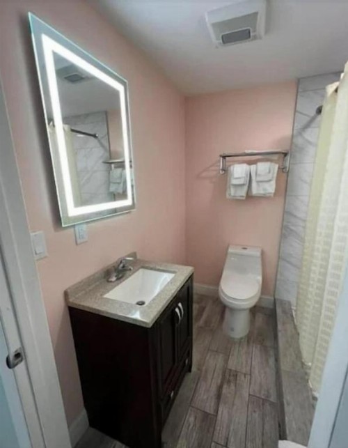 Atlantic Shores Motel - image 8