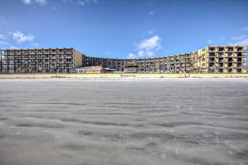 Beach Condo Unit #538 - image 10