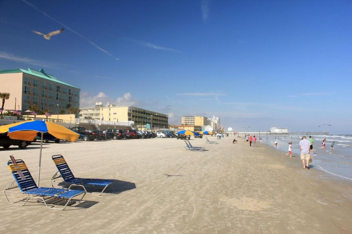 Pirates Cove Condo Unit #706 - image 3