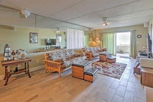 Prime Daytona Beach Condo w/ Beachfront Patio!