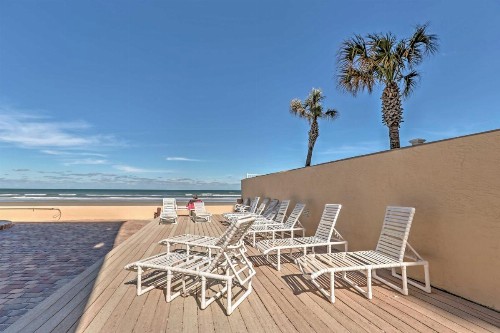 Prime Daytona Beach Condo w/ Beachfront Patio! - image 10