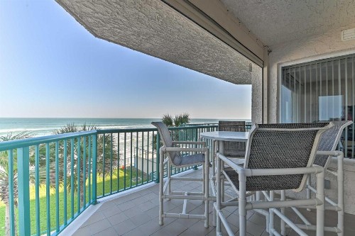 Daytona Beach Seaside Condo with Pools Hot Tubs