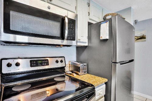 Atlantic Condos - image 7