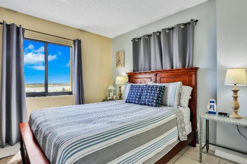 Atlantic Condos - image 9