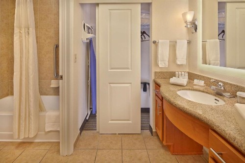 Homewood Suites by Hilton Daytona Beach Speedway-Airport - image 17