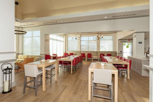 Hilton Garden Inn Daytona Beach Airport - image 13