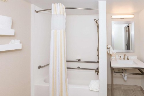 Hilton Garden Inn Daytona Beach Airport - image 25