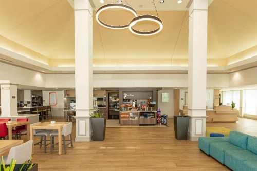 Hilton Garden Inn Daytona Beach Airport - image 9