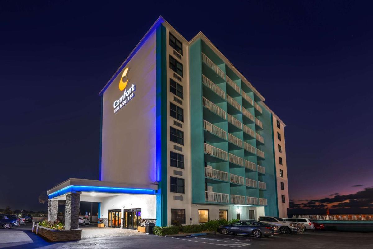 Comfort Inn & Suites Daytona Beach Oceanfront - main image
