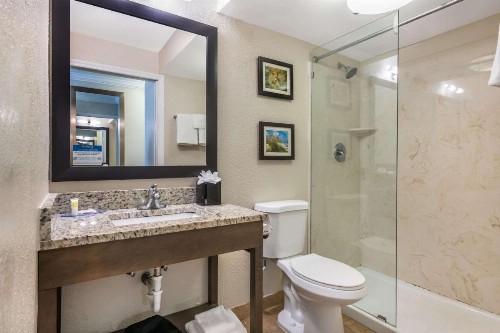 Comfort Inn & Suites Daytona Beach Oceanfront - image 23